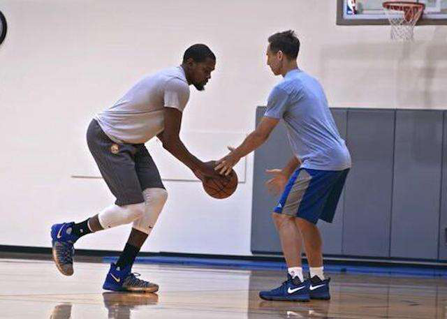 脑震荡保护 脑震荡保护