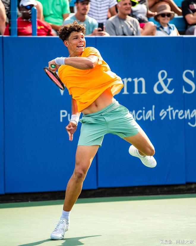 球经济中也 球经济中也