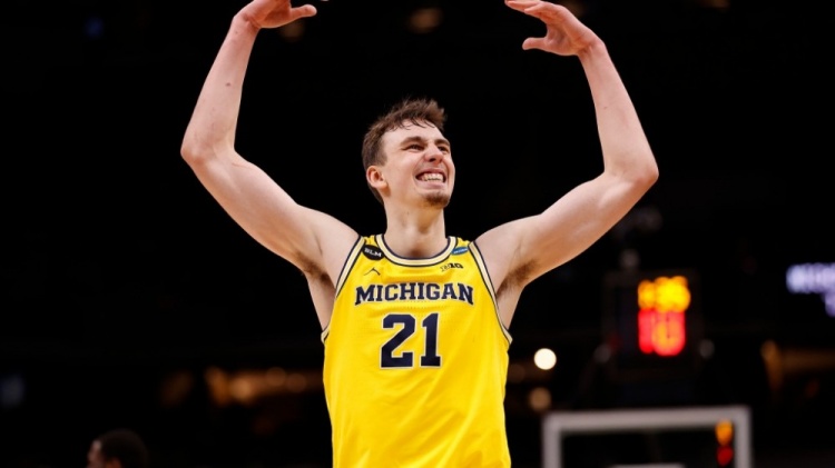 氛围就变得 氛围就变得