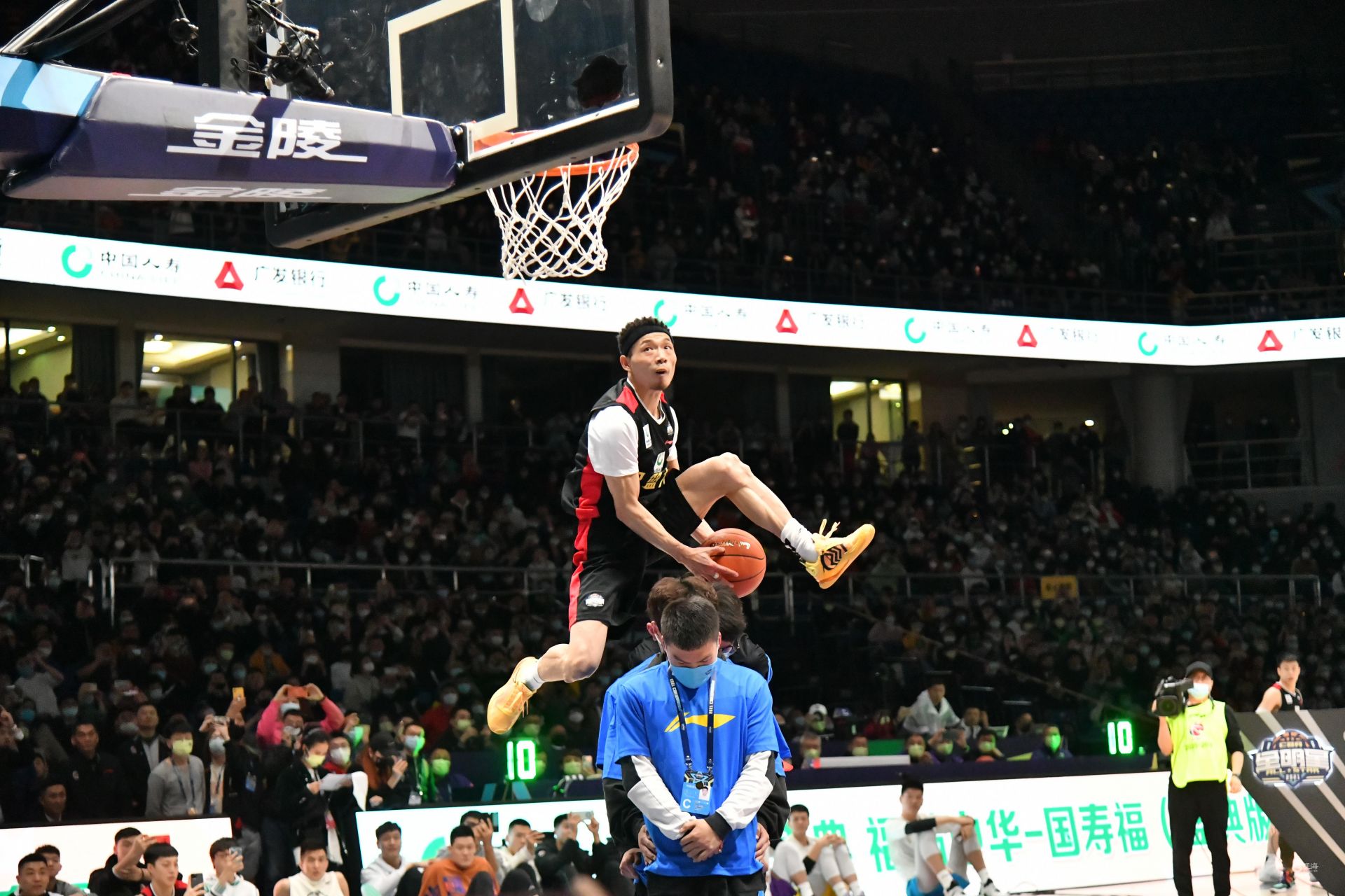 绩短暂带来 绩短暂带来