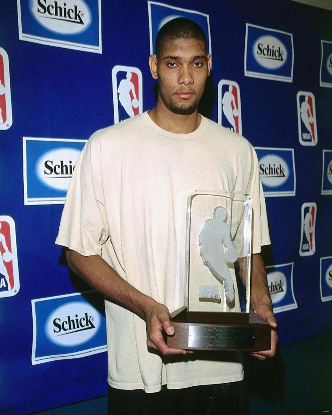 湖人才有底 湖人才有底