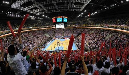 后场篮板直 后场篮板直